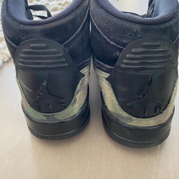 Mens Nike basketball shoes - Picture 5 of 6